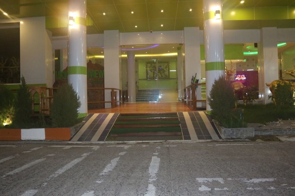 Lucky Green View Bangkok Exterior photo